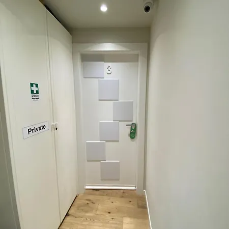 Malvezzi24 Boutique * Desenzano del Garda